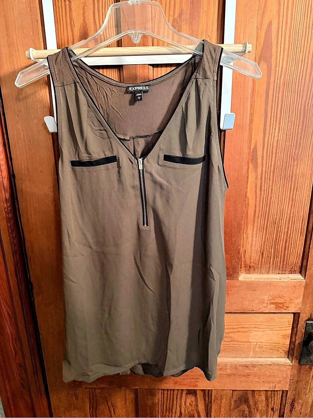 Express Sleeveless Zip Front Top in army green Like New